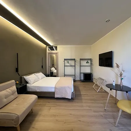 Al Vico Bedrooms 3* קרוטונה