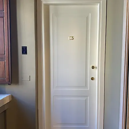 Al Vico Bedrooms לינה וארוחת בוקר