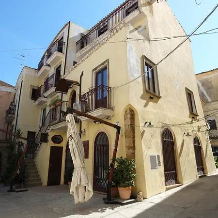 Al Vico Bedrooms Couette-café